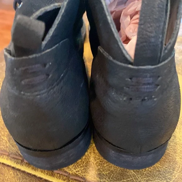 Sam Edelman black leather lace up ankle boots - Picture 5 of 6